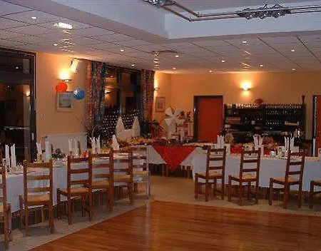 哈利德滨海酒店 * 日福蒙-尚波贝尔