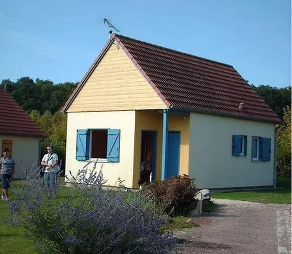 בית נופש Marina Holyder ז'יפמוגיפומון-שמפובר