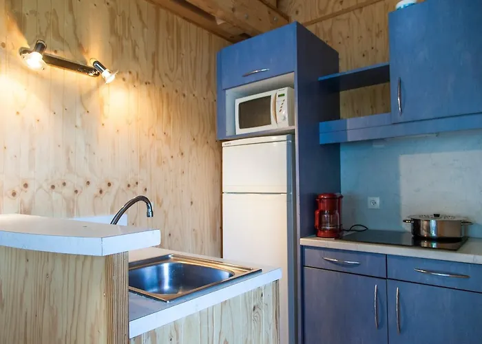 Marina Holyder בית נופש *