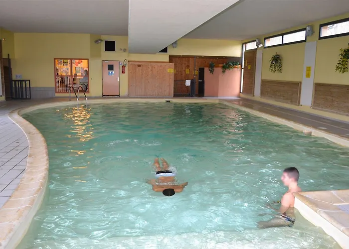 Marina Holyder ז'יפמוגיפומון-שמפובר