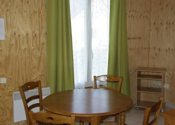 Marina Holyder ז'יפמוגיפומון-שמפובר